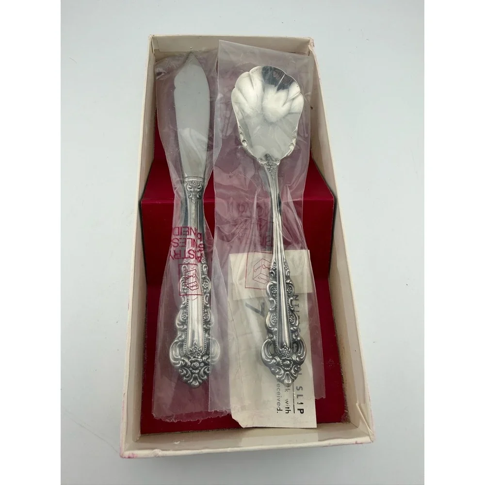 Oneida Serving Set Stainless Silver Like New Baroque Artistry Stainless 2pc Set